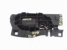Recambio de manilla int. puerta delantero izquierda para peugeot 208 1.4 active referencia OEM IAM 303966  