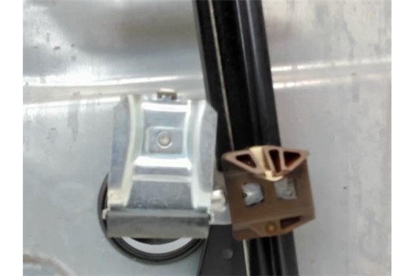 Recambio de elevalunas electrico delantero derecho para volkswagen golf iv berlina (1j1) referencia OEM IAM 1J3837462H LTVK702R 