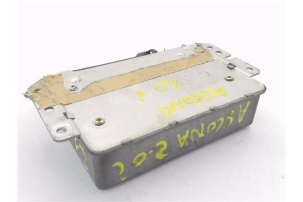 Recambio de centralita para opel ascona c 2.0 i referencia OEM IAM 90298613 0261200120 