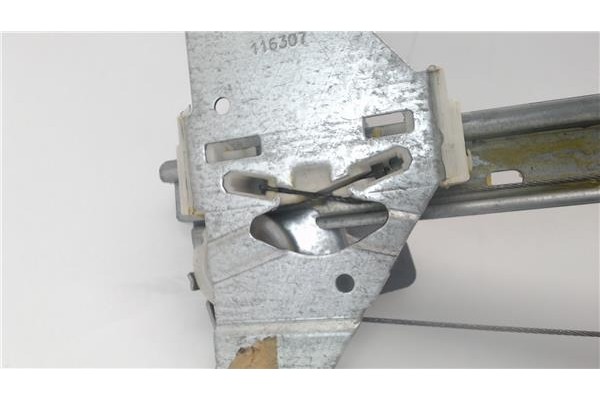 Recambio de mecanismo elevalunas trasero izquierdo para peugeot 307 (s1) referencia OEM IAM 400585T  