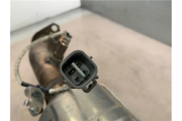 Recambio de catalizador para toyota corolla (e21) híbrido hybrid active referencia OEM IAM   