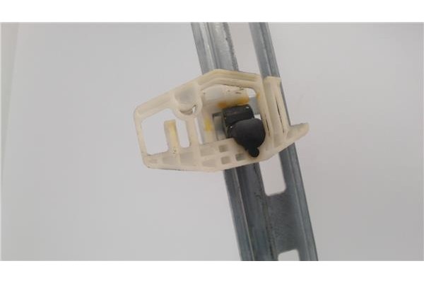 Recambio de mecanismo elevalunas delantero derecho para peugeot 206 referencia OEM IAM 9222F7  