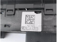 Recambio de mando elevalunas delantero izquierdo para peugeot 2008 1.2 access referencia OEM IAM 98242539ZD  