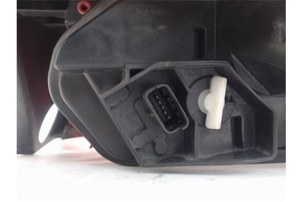 Recambio de piloto trasero izquierdo para renault megane ii (bm0/1_, cm0/1_) 1.5 dci referencia OEM IAM 8200413214 2231228 