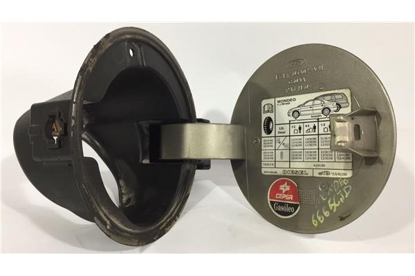 Recambio de tapa exterior combustible para ford mondeo iii ranchera familiar (bwy) 2.0 16v di / tddi / tdci referencia OEM IAM 1