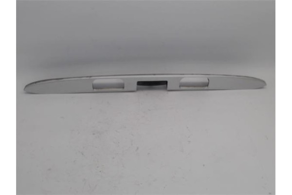 Recambio de moldura porton trasero para peugeot 307 break (3e) 2.0 referencia OEM IAM 9638615777  