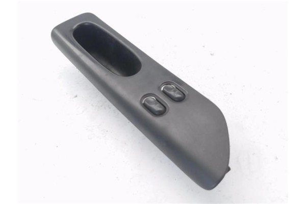 Recambio de mando elevalunas delantero izquierdo para renault laguna (b56) 2.0 referencia OEM IAM 8200060045 7701672452E 