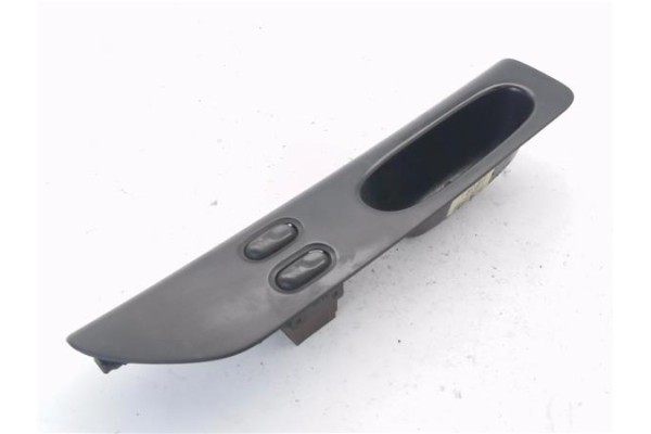 Recambio de mando elevalunas delantero izquierdo para renault laguna (b56) 2.0 referencia OEM IAM 8200060045 7701672452E 