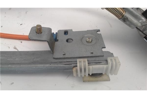 Recambio de mecanismo elevalunas delantero derecho para citroen saxo referencia OEM IAM   