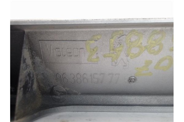 Recambio de moldura porton trasero para peugeot 307 break (3e) 2.0 referencia OEM IAM 9638615777  