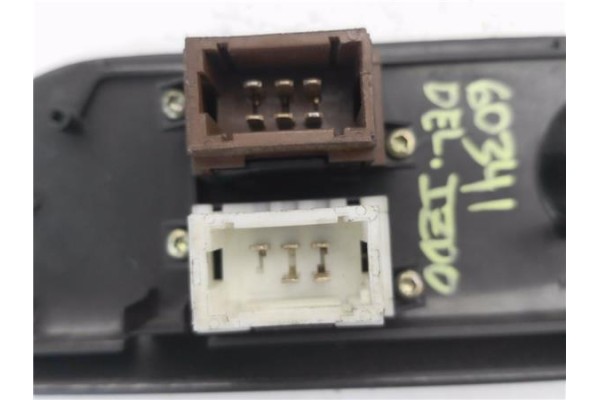 Recambio de mando elevalunas delantero izquierdo para renault laguna (b56) 2.0 referencia OEM IAM 8200060045 7701672452E 