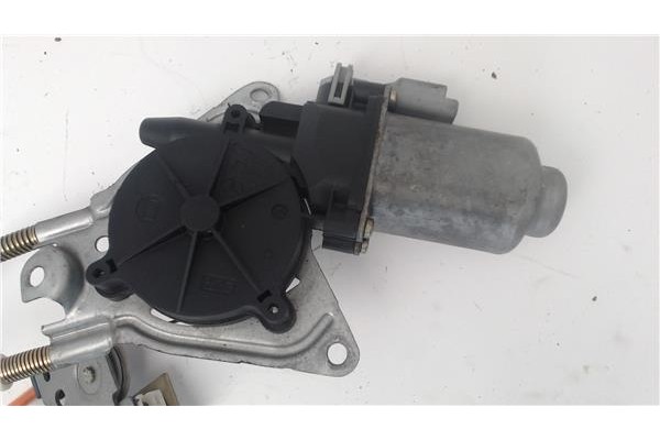 Recambio de mecanismo elevalunas delantero derecho para citroen saxo referencia OEM IAM   