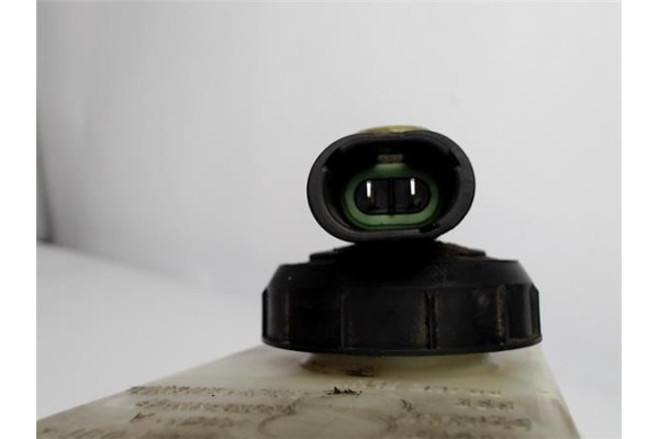Recambio de bomba freno para renault kangoo 4x4 1.9 rapid referencia OEM IAM 8200058190  