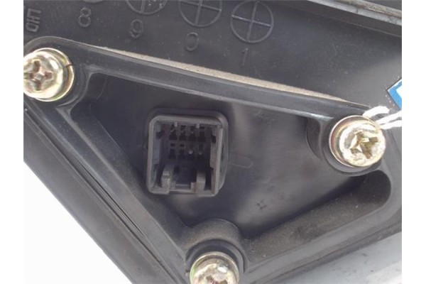 Recambio de retrovisor electrico izquierdo para hyundai accent (x3) referencia OEM IAM 8760522411CA  