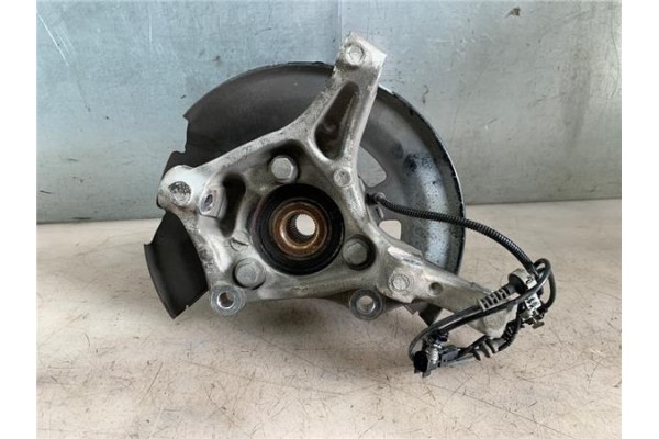 Recambio de mangueta delantero izquierda para opel astra k berlina 5p 1.6 dynamic referencia OEM IAM 39030299  