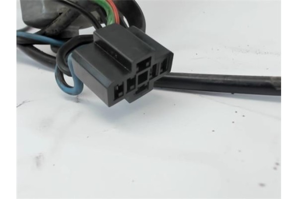 Recambio de elevalunas electrico delantero derecho para volkswagen golf iii (1h1) 1.8 gl referencia OEM IAM  0130821679 