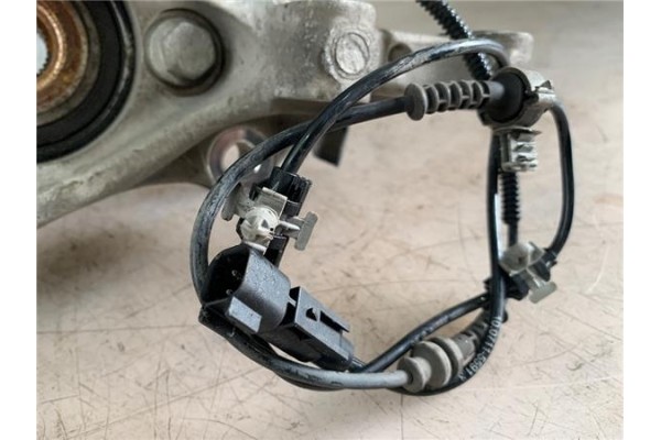 Recambio de mangueta delantero izquierda para opel astra k berlina 5p 1.6 dynamic referencia OEM IAM 39030299  