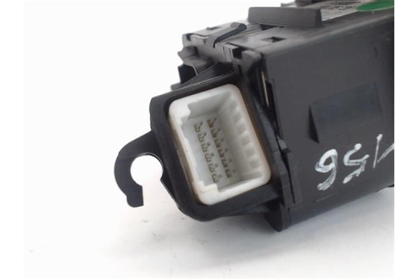 Recambio de mando de luces para renault scenic ii (jm) referencia OEM IAM 8200206738 61890007 