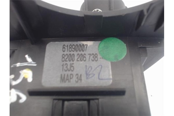 Recambio de mando de luces para renault scenic ii (jm) referencia OEM IAM 8200206738 61890007 