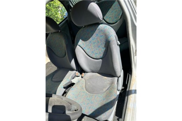 Recambio de juego asientos para nissan micra (k11) 1.0 referencia OEM IAM 876006F610 876506F610 