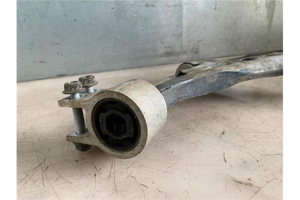 Recambio de brazo suspension delantero izquierdo para opel astra k berlina 5p 1.6 dynamic referencia OEM IAM 39021472  