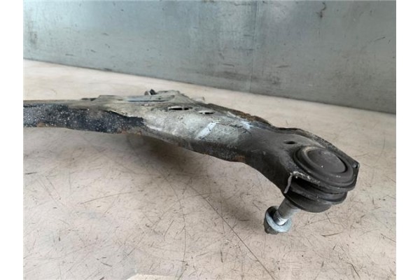 Recambio de brazo suspension delantero izquierdo para opel astra k berlina 5p 1.6 dynamic referencia OEM IAM 39021472  