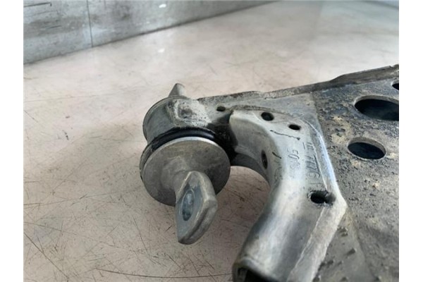 Recambio de brazo suspension delantero izquierdo para opel astra k berlina 5p 1.6 dynamic referencia OEM IAM 39021472  