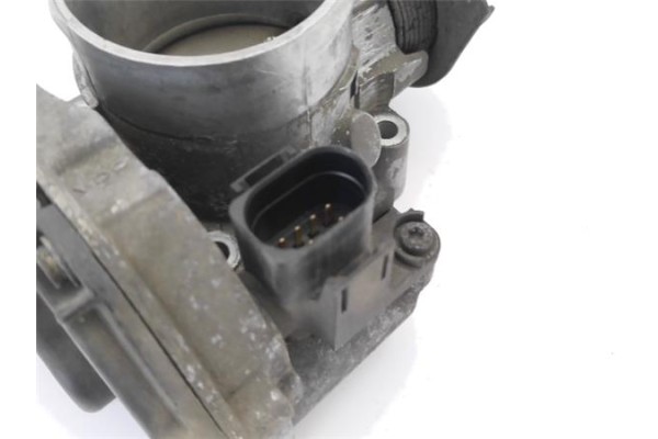 Recambio de caja mariposa aire para volkswagen golf iv berlina (1j1) 1.8 t referencia OEM IAM 06A133063G  