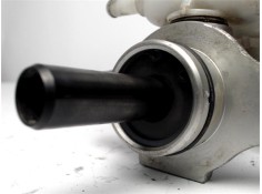 Recambio de bomba freno para kia ceed (ed) 1.6 crdi 115 referencia OEM IAM 585101H200 680KK15 