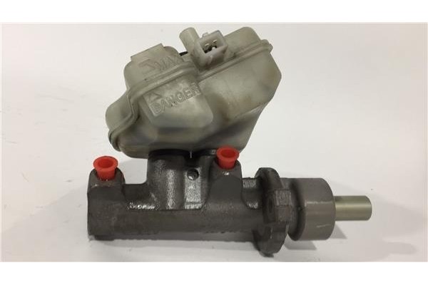 Recambio de bomba freno para citroen saxo 1.5 d sx referencia OEM IAM 9633025580 31196819 