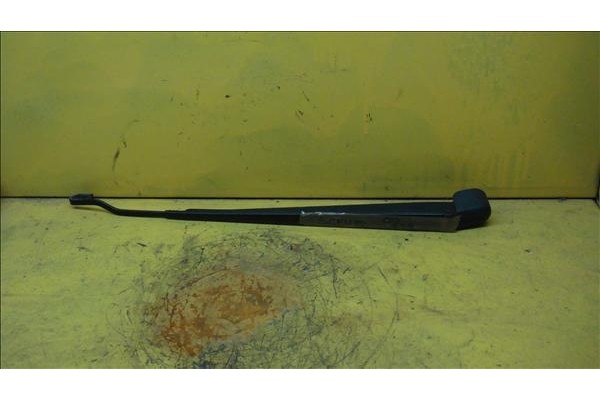 Recambio de brazo limpiaparabrisas delantero para renault scenic i (ja..)(1999) 1.6 16v (ja0b, ja04, ja11) referencia OEM IAM   