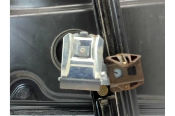 Recambio de elevalunas electrico delantero derecho para volkswagen golf iv berlina (1j1) referencia OEM IAM 1J3837730  