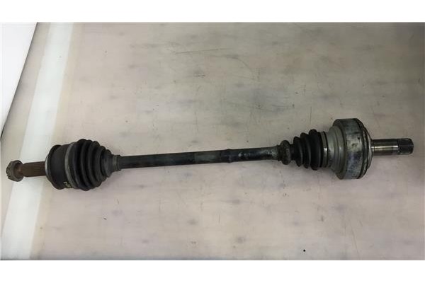 Recambio de palier trasero izquierdo para mercedes-benz vito / mixto furgón (w639) 111 cdi referencia OEM IAM A6393501510 BDS120