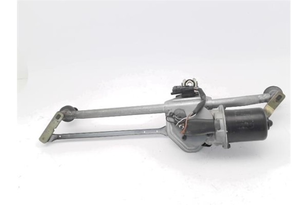 Recambio de motor limpiaparabrisas trasero para renault trafic ii furgón (fl) 2.5 dti referencia OEM IAM 7701055893  