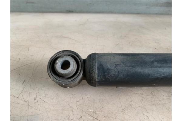Recambio de amortiguador trasero derecho para opel astra k berlina 5p 1.6 dynamic referencia OEM IAM 39039583  
