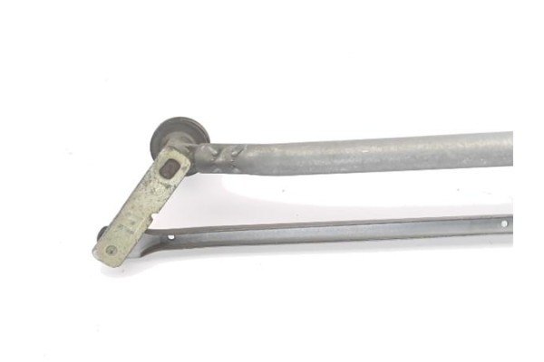 Recambio de motor limpiaparabrisas trasero para renault trafic ii furgón (fl) 2.5 dti referencia OEM IAM 7701055893  