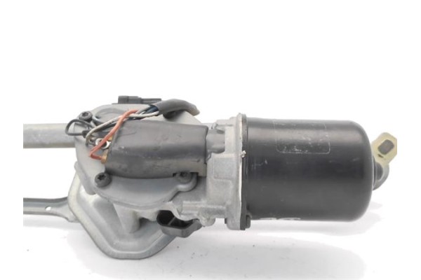 Recambio de motor limpiaparabrisas trasero para renault trafic ii furgón (fl) 2.5 dti referencia OEM IAM 7701055893  