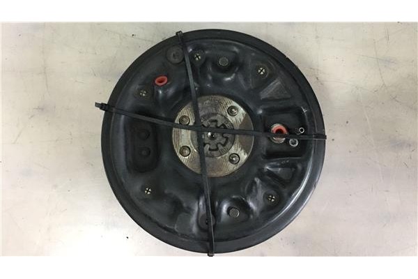 Recambio de buje trasero derecho para volkswagen polo iv (9n1) 1.4 tdi referencia OEM IAM 6X0501118  