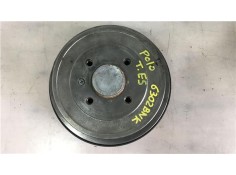 Recambio de buje trasero izquierda para volkswagen polo iv (9n1) 1.4 tdi referencia OEM IAM 6X0501117  