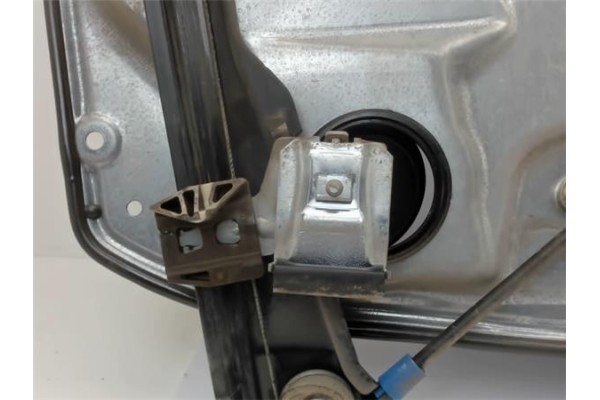 Recambio de elevalunas electrico delantero derecho para seat ibiza (6l1) referencia OEM IAM 6L3837752  