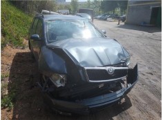 skoda octavia berlina (1z3)(2004) del año  2