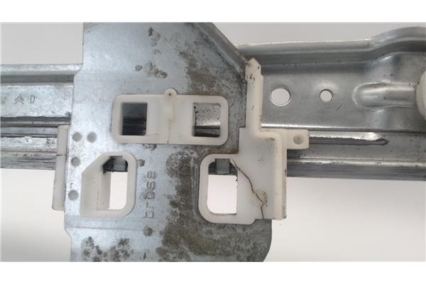 Recambio de mecanismo elevalunas delantero derecho para citroen c4 coupe referencia OEM IAM 9222V0 37542 