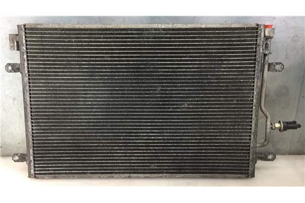 Recambio de radiador aire acondicionado para audi a4 avant (8e) 1.9 tdi (96kw) referencia OEM IAM 8E0260401D MF4467005690 8E0260
