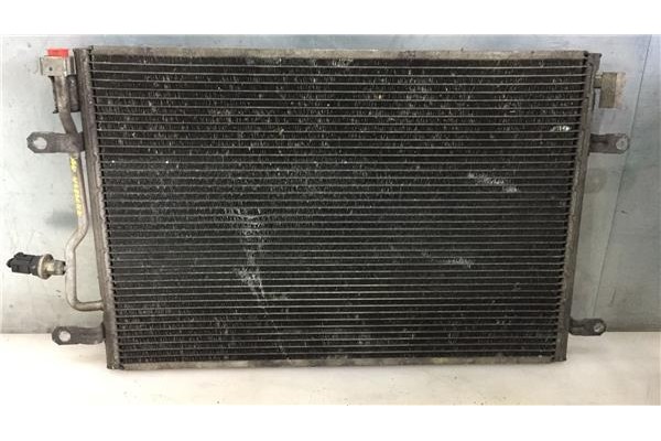 Recambio de radiador aire acondicionado para audi a4 avant (8e) 1.9 tdi (96kw) referencia OEM IAM 8E0260401D MF4467005690 8E0260