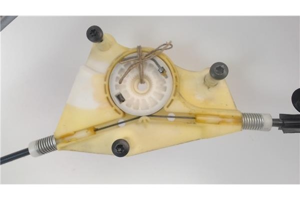 Recambio de mecanismo elevalunas delantero derecho para citroen c5 berlina referencia OEM IAM 9632531980 990184200 