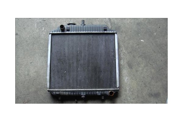 Recambio de radiador para mercedes-benz 100 furgón (631) 2.0 d referencia OEM IAM   