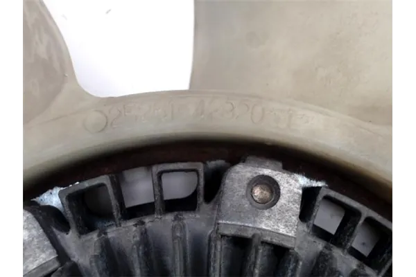 Recambio de aspas ventilador radiador para kia sorento (bl) 2.5 crdi referencia OEM IAM 252614292001  