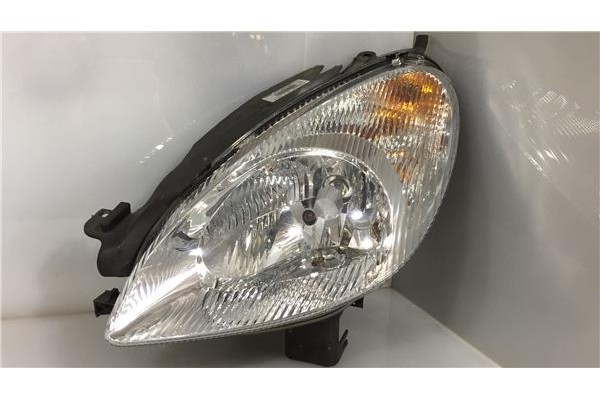 Recambio de faro delantero izquierdo para citroen xsara picasso 2.0 hdi referencia OEM IAM 89300195  