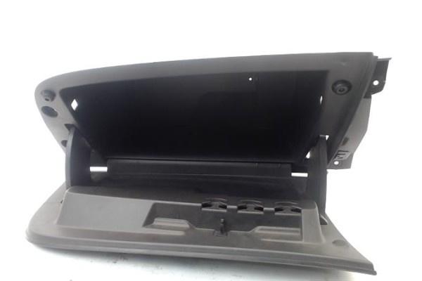 Recambio de guantera salpicadero para opel astra k berlina 5p 1.6 dynamic referencia OEM IAM 39046762  