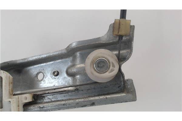 Recambio de mecanismo elevalunas delantero derecho para citroen c4 coupe referencia OEM IAM 9222V0 37542 